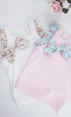 Blusinha Cropped Pata Chic Verão'24 - Floral Romantic - Bege - loja online