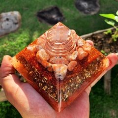 Mini Cheops - Orange Calcite | Stone for Creativity and Self-Confidence