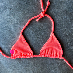 CORPIÑO BIKINI TINI CORAL NEON en internet