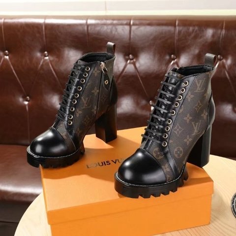 Louis Vuitton Star Trail Ankle Boot (1A2Y7W)