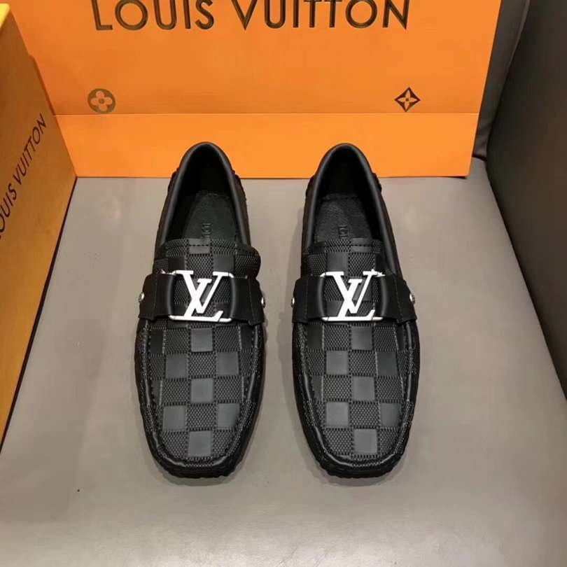 Mocassim Louis Vuitton Branco - Loja de DNA Modas