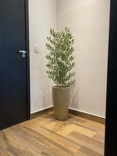 Bambu reto artificial com 3 hastes 1,00 metro completo com vaso