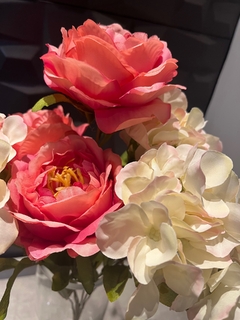 Buque peônia e hortensia artificial- 50cm - comprar online