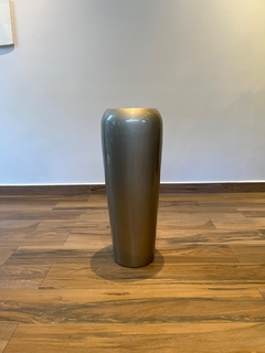 vaso fibra de vidro - 66x29cm (Dourado)
