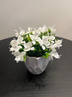 arranjo mini flor artificial 15cm (Branca) - Cristal Garden