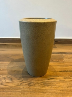 Vaso de Polietileno (46x25,5cm) - Areia - comprar online