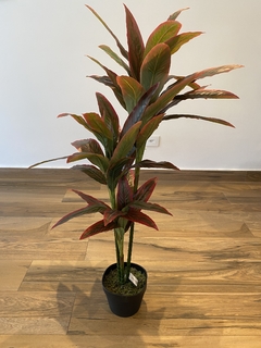 Dracena artificial 1,10 metros (vermelha) - Cristal Garden