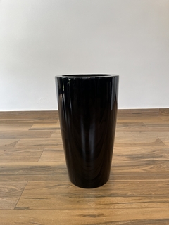 vaso fibra de vidro 56x31cm (Preto) - Cristal Garden