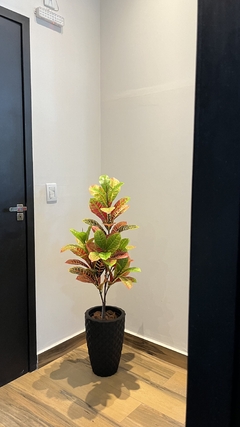 croton artificial (verde/vermelho) 1,00 metro - Cristal Garden