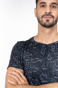 Constellations T-Shirt na internet