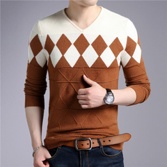 Suéter em lã gola V Slim Fit - comprar online
