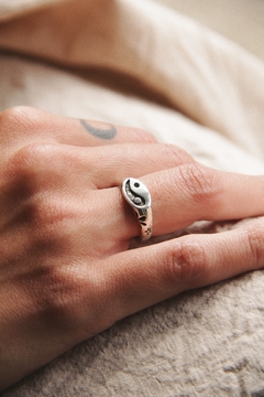 Anillo yin yang plata hotsell