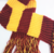 Imagen de Combo Harry Potter bufanda tejida a mano + gorro de lana tejido Gryffindor (no oficial)