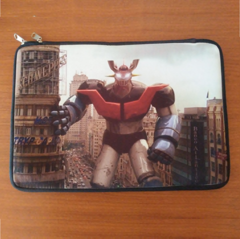 Funda Netbook (33x23cm) Mazinger Z