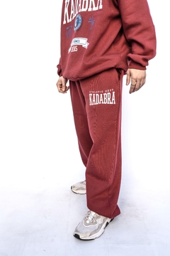 PANTALON HYPER COLLEGE BORDO en internet