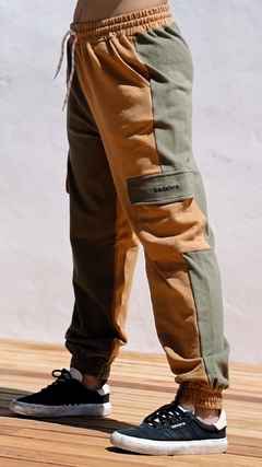 Imagen de PANT CARGO GEMINIS | CAMEL/VERDE