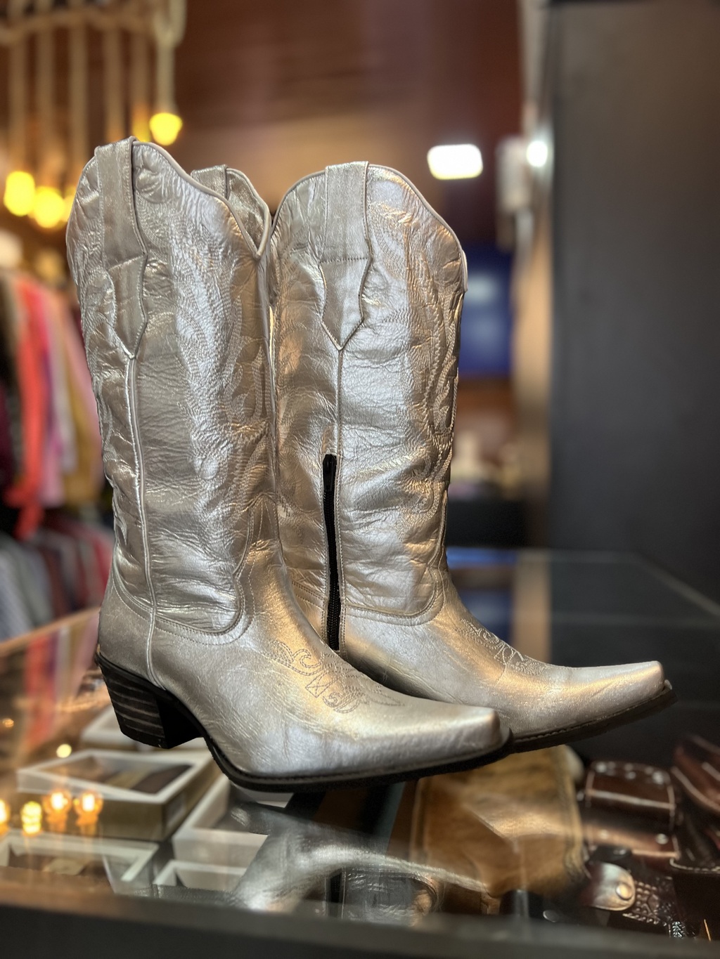 Bota tucson feminina bico cheap quadrado