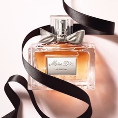 Miss Dior Le Parfum de Christian Dior Feminino - Decant - comprar online