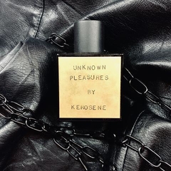 Unknown Pleasures de Kerosene - Decant - Perfume Shopping  | O Shopping dos Decants
