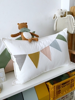 Almohadon Maxi Banderines en internet