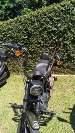 Imagem do Kit Guidão Seca Sovaco - 14" Pol. Altura - Tubo 1" Pol. - PRETO - Harley Davidson - Sportster 883/1200/48/Roadster (com ABS)