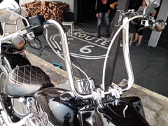 Kit Guidão Seca Sovaco - 16" Pol. Altura - Tubo 1.1/4" Pol. CURVE - CROMADO - Harley Davidson - Fat Boy (2018+) - loja online