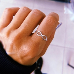 Anillo infinito - plata 925 (cod 12)