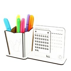 5 Calendário Infinito e Porta Canetas Personalizado Mdf Branco - Gato Coração