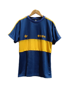 Camiseta retro Boca Juniors campeón Metropolitano 1981 Maradona en internet