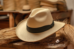 Sombrero Aguadeño Estilo Tradicional 8 cm de ala en internet