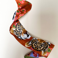 BANDANA TWILLY AIRE Y FUEGO - VALISSE · 100% SILK SCARVES · A PIECE OF ART ·