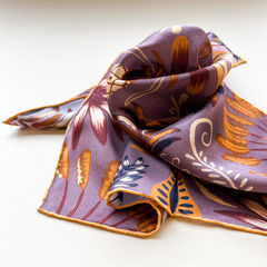 PAÑUELO COCO - VALISSE · 100% SILK SCARVES · A PIECE OF ART ·