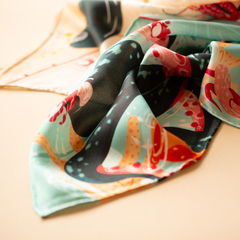 PAÑOLETA PESCADOR - VALISSE · 100% SILK SCARVES · A PIECE OF ART ·