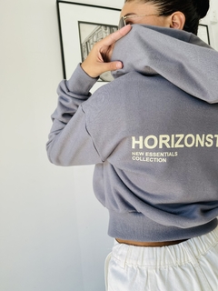 Campera HORIZONSTUDIOS (012517) en internet