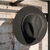 Sombrero Fédora de Lana Ala Ancha Negro - comprar online