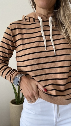 Sweater con capucha rayado - comprar online