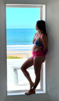 Imagen de Bikini triangulito Estampado Caracola azul y fucsia