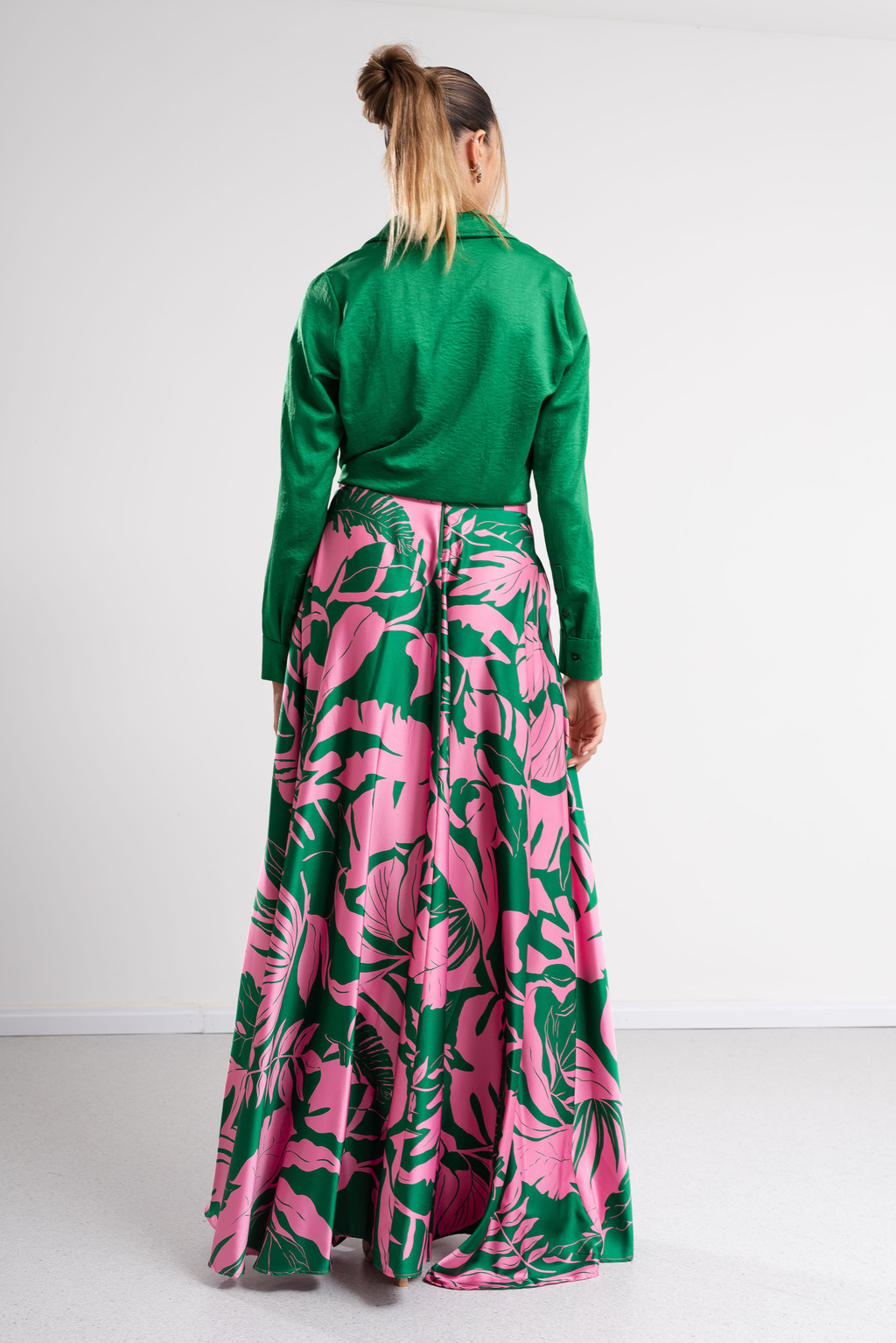 Pollera de seda sale