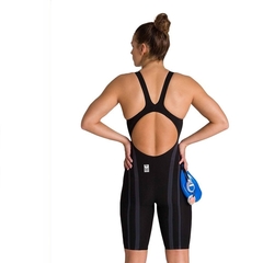 ARENA POWERSKIN CARBON CORE FX (105) en internet