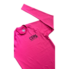 REMERA UV CDN - PRIMERA PIEL - FUCSIA - Ciudad Del Nado