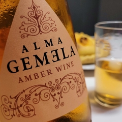 ALMA GEMELA AMBER WINE