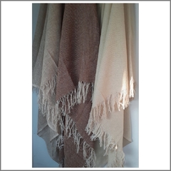 Manta de lana y algodón liviana tejida en telar