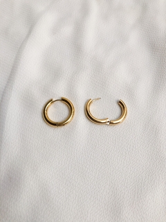 Argollas clip gruesas acero dorado - 2,6 cm. - comprar online