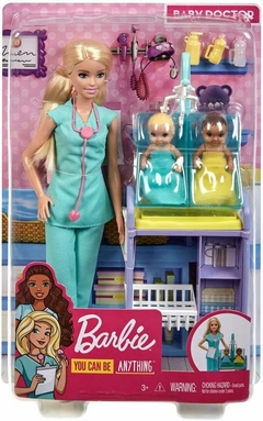 Boneca Barbie Profissões Médica Pediatra Loira GKH23 Mattel