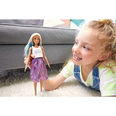 Boneca Barbie Fashionistas #120 FXL53 - Mattel - DecorToys Presentes & Brinquedos