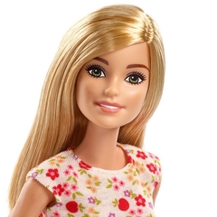 Boneca Barbie Fazendeira GCK68 - Mattel - comprar online