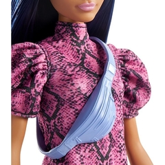 Boneca Barbie Fashionistas #143 GHW57 - Mattel - DecorToys Presentes & Brinquedos
