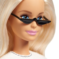 Boneca Barbie Fashionistas #148 GHW62 - Mattel na internet