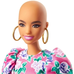 Boneca Barbie Fashionistas #150 GHW64 - Mattel - comprar online
