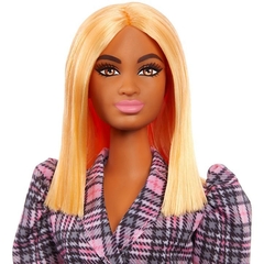 Boneca Barbie Fashionistas #161 GRB53 - Mattel - DecorToys Presentes & Brinquedos